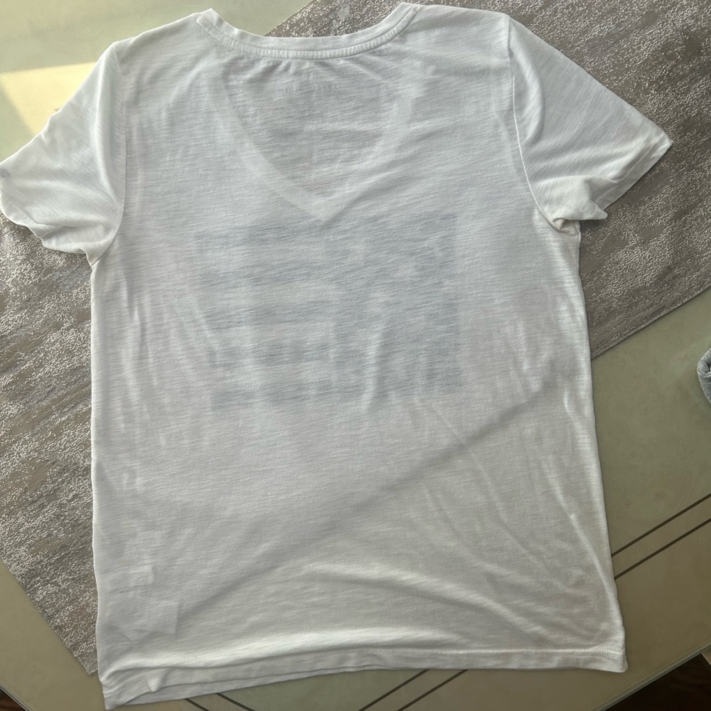 Tommy Hilfiger Women’s Tshirt - Picture 15 of 16